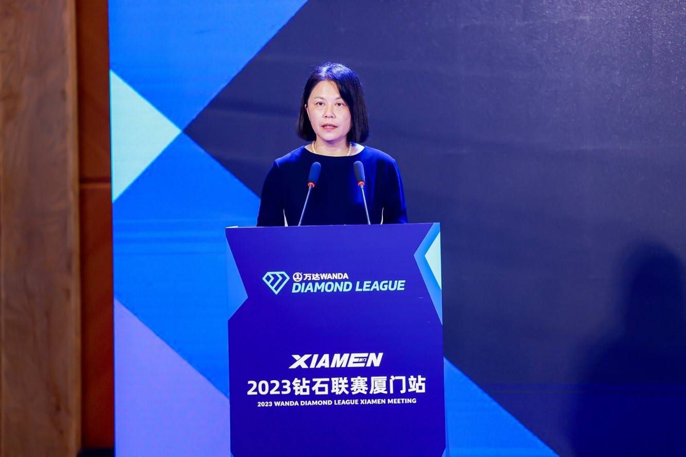 叶辰听的一脸尴尬，心想：明明是你借萧常坤醉酒，主动跟他发生关系，算得上是处心积虑，怎么能叫稀里糊涂就怀孕了？萧初然这时候也不想跟妈妈继续讨论这个话题，开口道：对了妈，一会若琳跟她的表哥一起过来坐坐，到时候你可别再乱说话了。